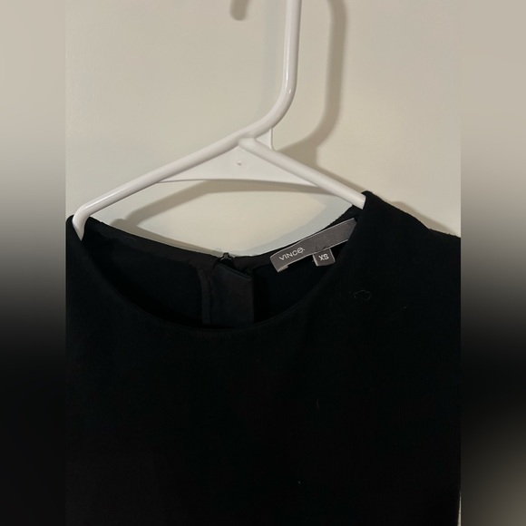 Vince Black Knit Short Sleeve Dress - Picture 4 of 9